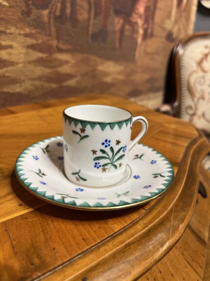 Vintage Fraureuth Porselen Kahve Fincanı ve Tabağı – El Dekorlu, Altın Yaldızlı Koleksiyonluk Set