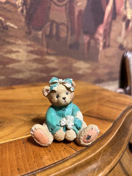 Cherished Teddies “Kathleen” 1993 Koleksiyon Biblo – Luck Found Me Serisi Enesco 6x6 cm