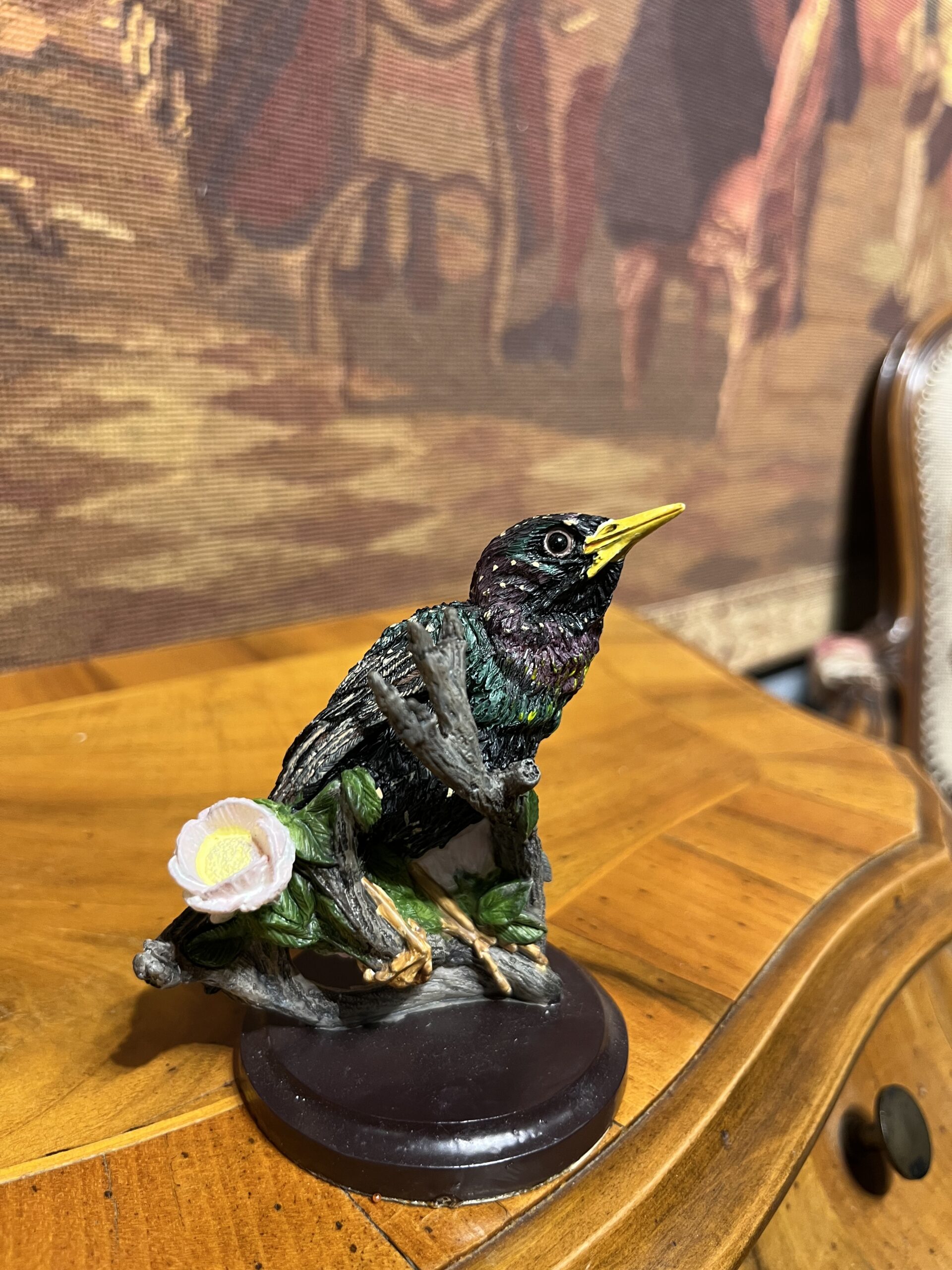 IMG_4159-scaled-1.jpg El Boyaması Kuş Figürlü Dekoratif Biblo – Vogelwelt Collection Turmfalke (9x8 cm) - Görsel 1