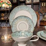 Alka Bavaria Çift Trio Set – Altın Detaylı Porselen Fincan Takımı – 2 Kişilik Vintage Koleksiyon
